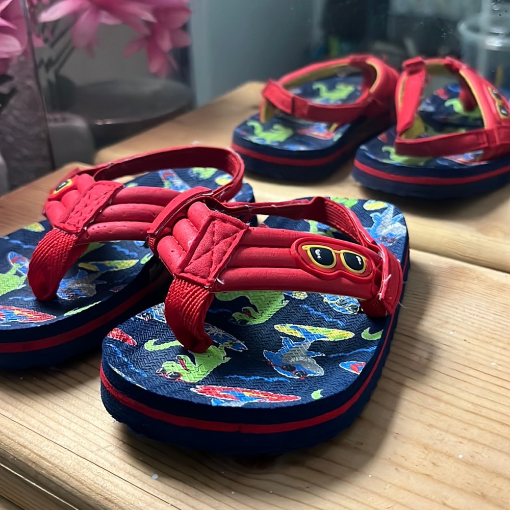 Toddle sandals